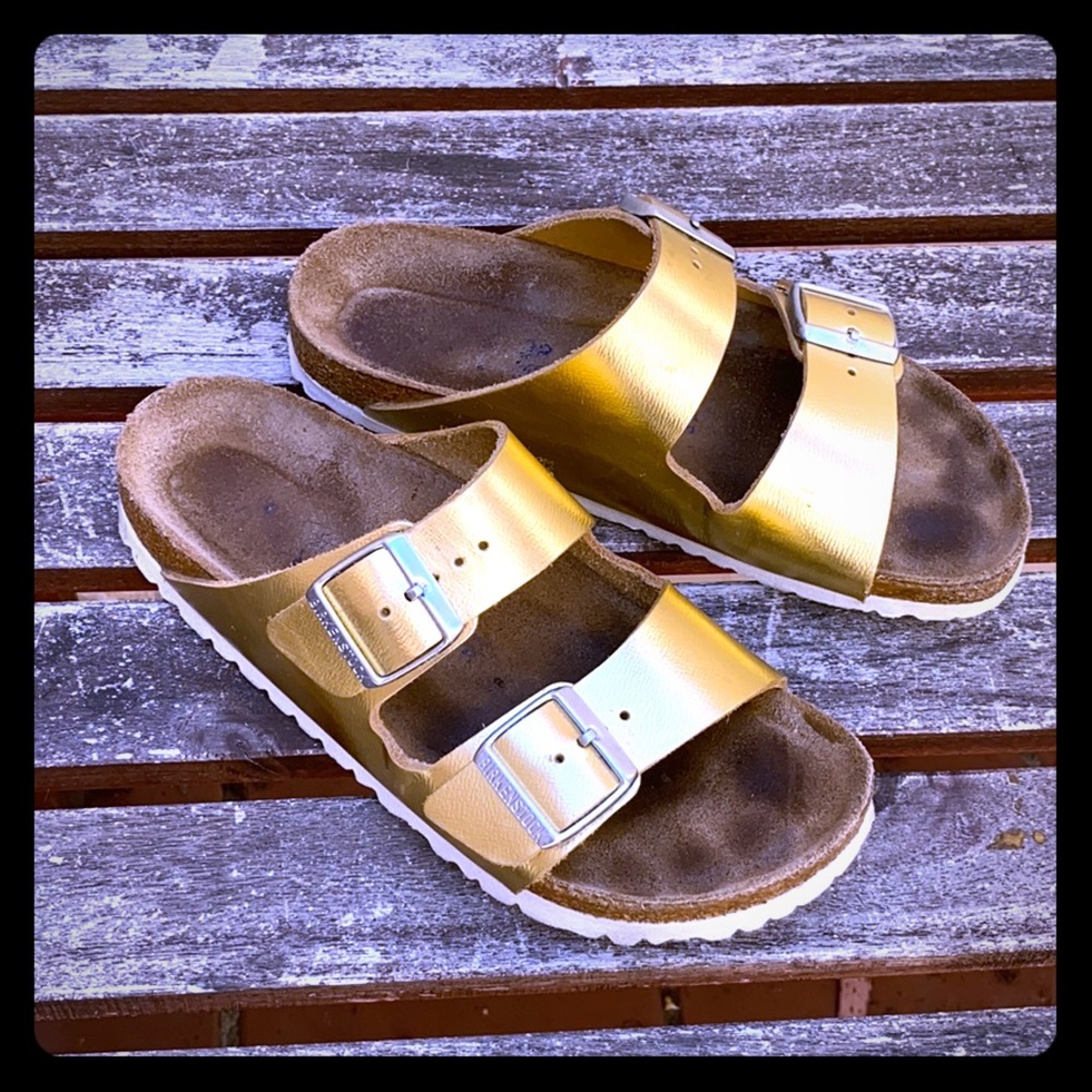 Metallic Gold Birkenstocks Size 7-7.5 (38 EU)
